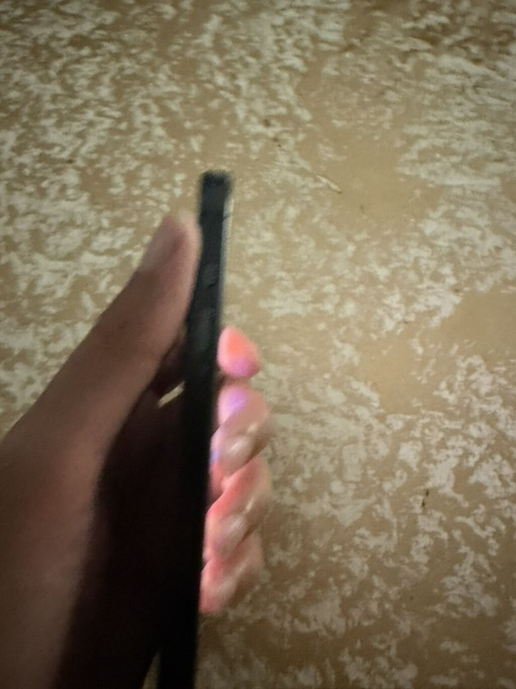 Qara, Simsiz şarj — Apple iPhone, Digah (6)
