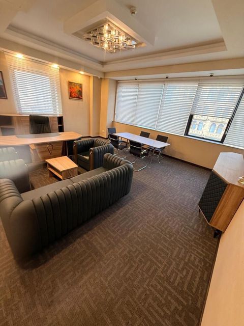 Satılır 5 otaqlı yeni tikili 170 m² — Bakı