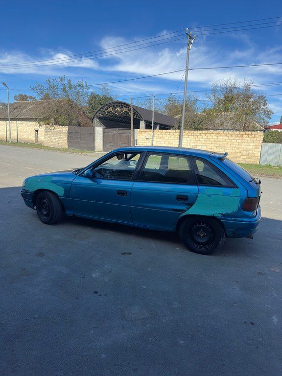 Opel Astra, 1.4 L, 1992 il, 358 436 km 36-BM-694 — Avtomobillər, Balakən (4)