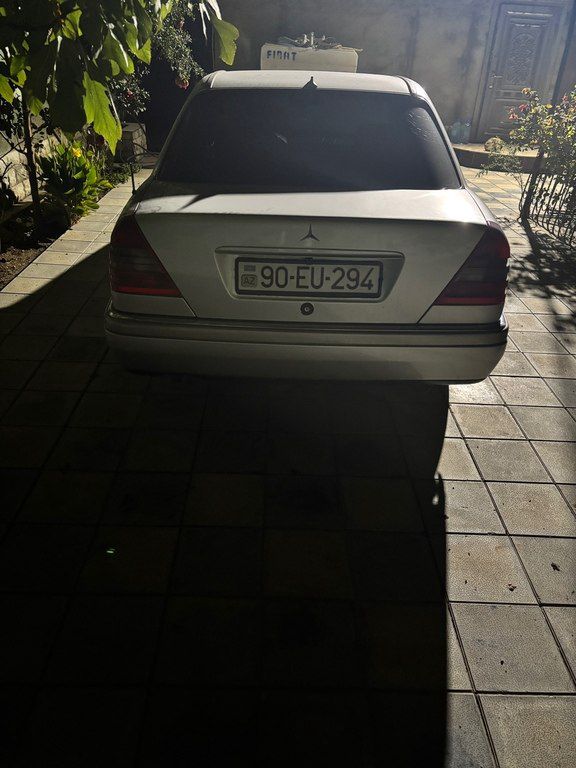 Mercedes C 250, 2.5 L, 1995 il, 420 000 km 90-EU-294 — Avtomobillər, Bakı (4)