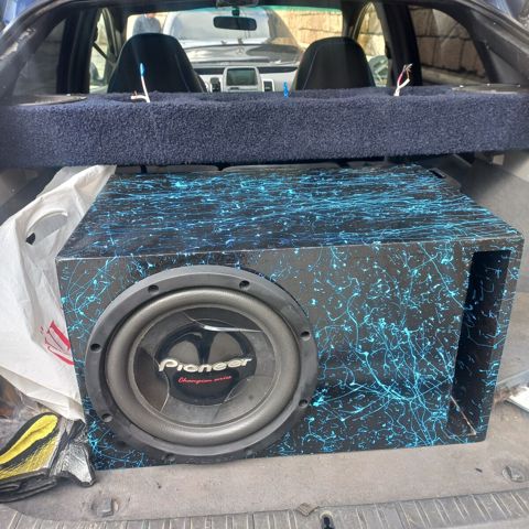 Pioneer w308 400 rms sabvuferi — Bakı