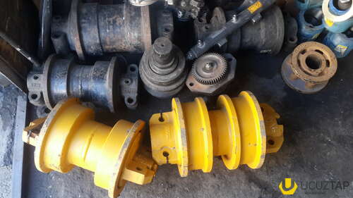 Komatsu D65 D85 D155 Katoklari — Ehtiyat hissələri, Bakı (2)