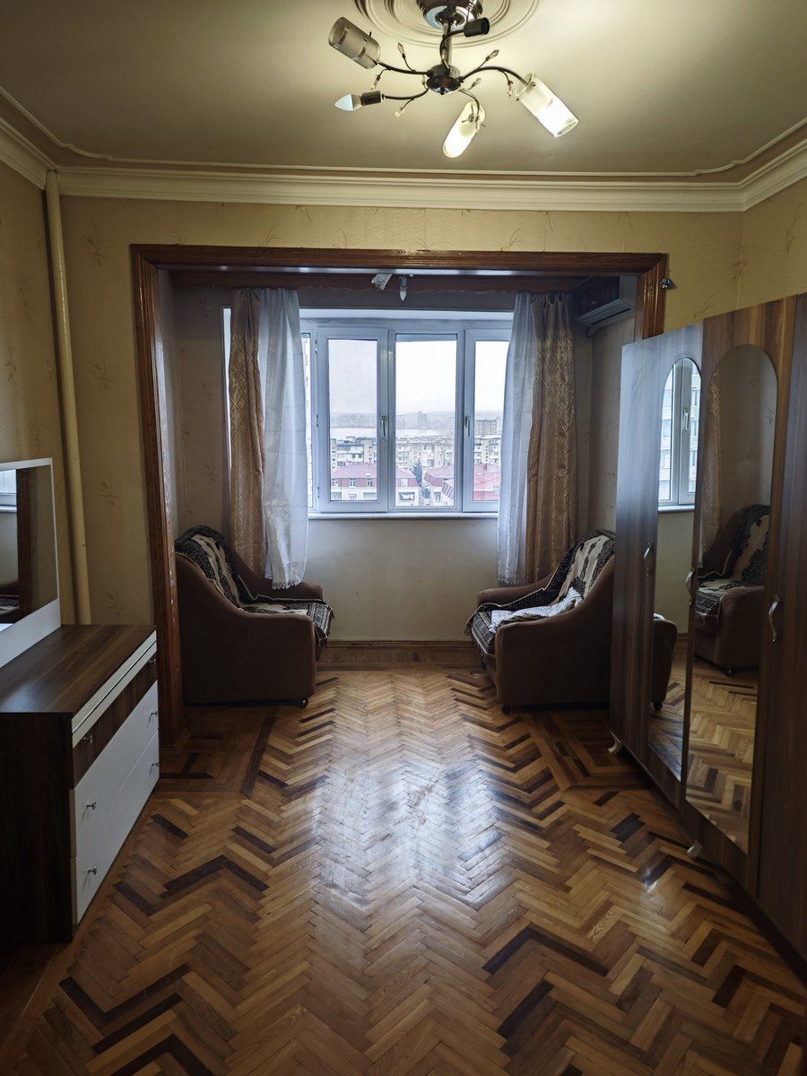 İcarəyə verilir 3 otaqlı köhnə tikili 85 m² — Mənzil, Bakı (7)