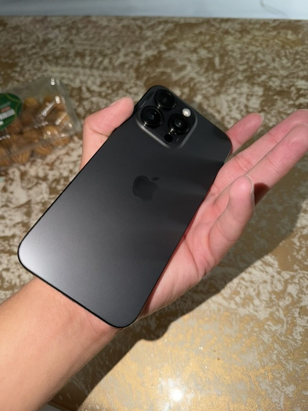 Qara, Simsiz şarj — Apple iPhone, Digah (10)