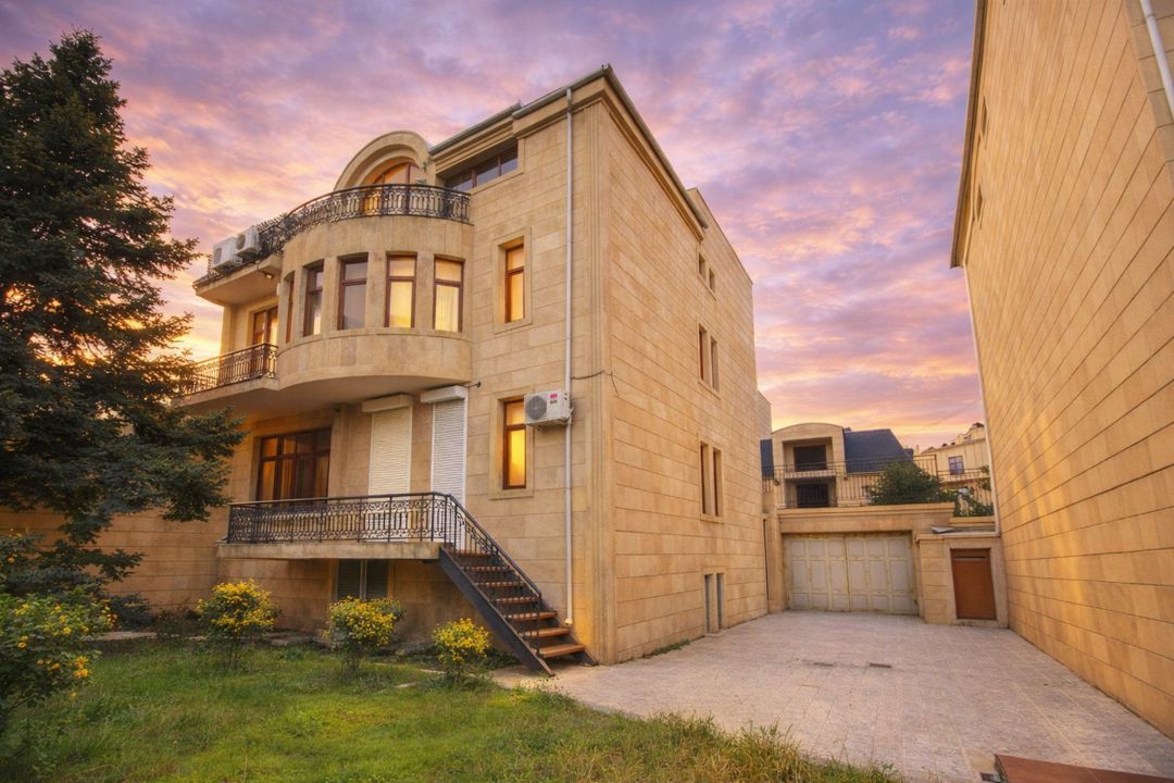 Satılır 8 otaqlı həyət evi/bağ evi 700 m² — Ev, villa, Bakı (3)