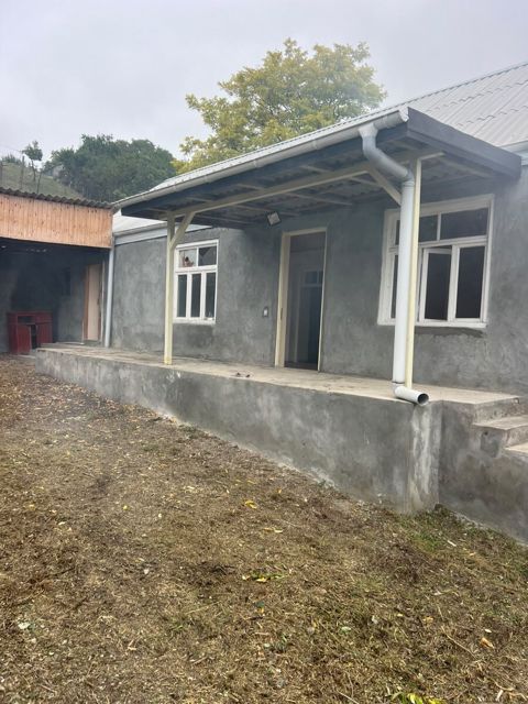 Həyət evi, Şəmkir ş — Bakı