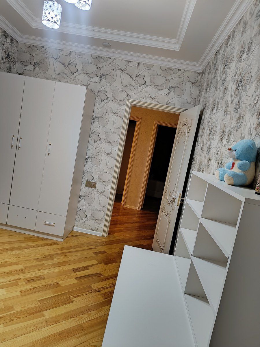 Satılır 6 otaqlı həyət evi/bağ evi 200 m² — Ev, villa, Bakı (10)