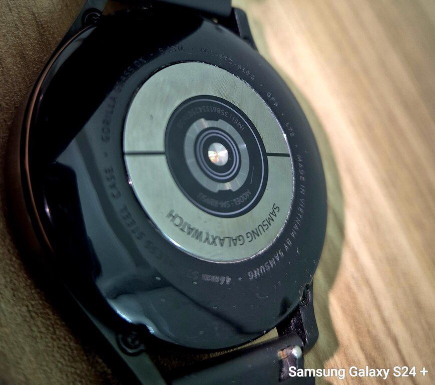 Samsung Galaxy Watch 4 Classic Black 46mm — Ağıllı saatlar və biləkliklər, Bakı (4)