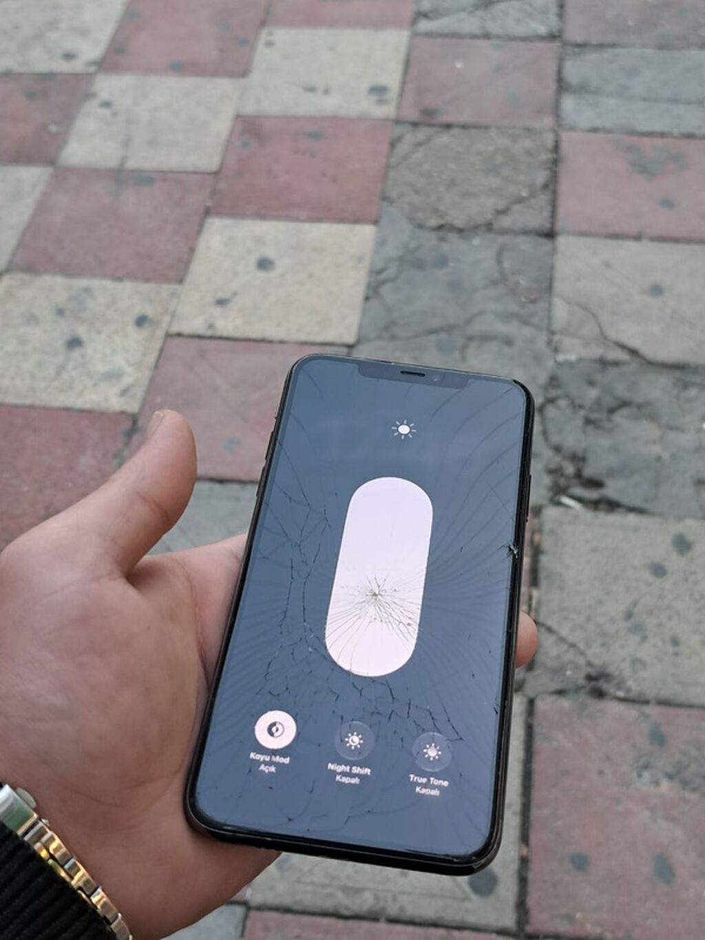 IPhone 11 Pro Max, 256 GB, Yaşıl, Face ID — Apple iPhone, Bakı (2)