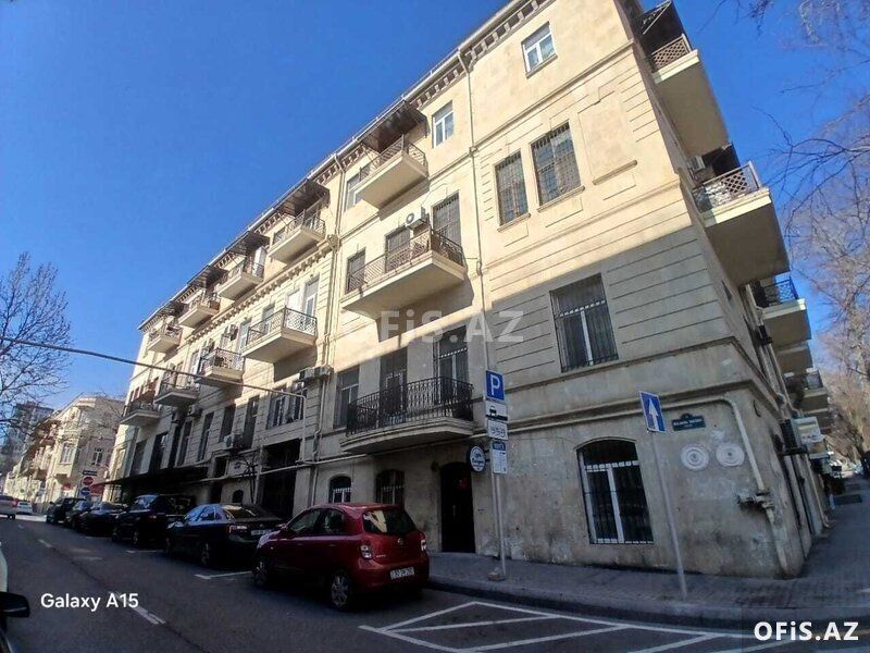 Köhnə tikili Satılır Yasamal r., Nizami m., 4 otaq, 120 m² — Mənzil, Bakı