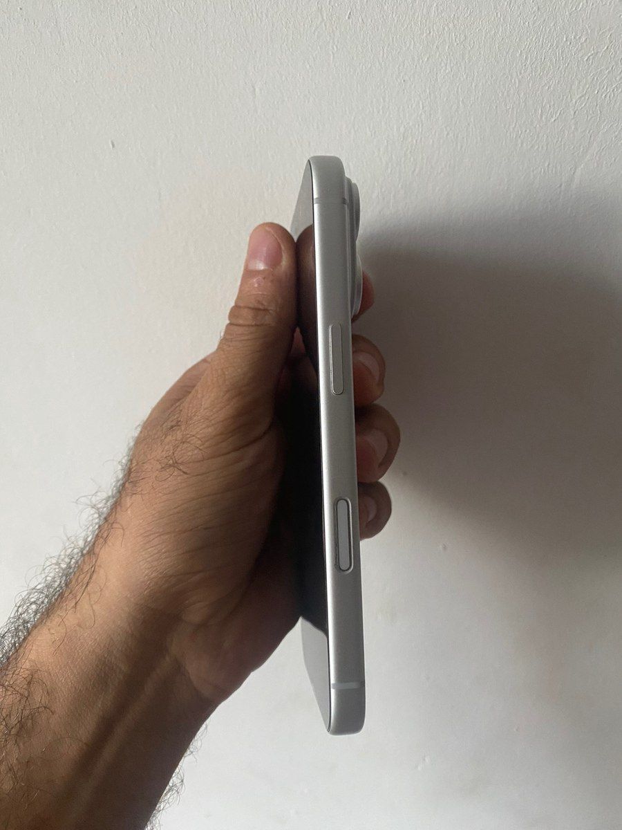 Apple iPhone 17 Pro Silver 256GB/12GB — Smartfonlar, Bakı (4)