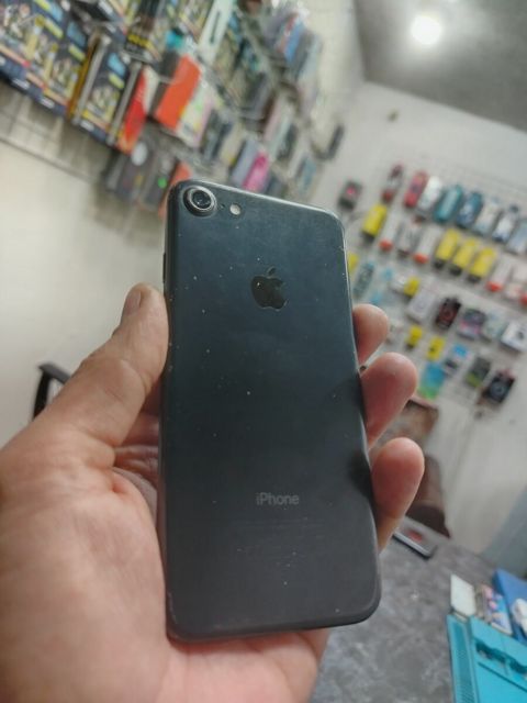 Apple iPhone 7 Black 32GB — Bakı