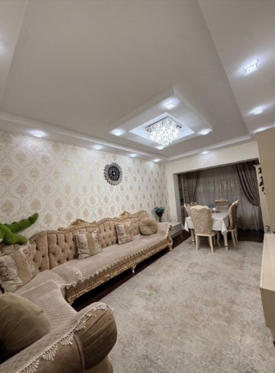 Satılır 4 otaqlı köhnə tikili 85 m² — Mənzil, Bakı
