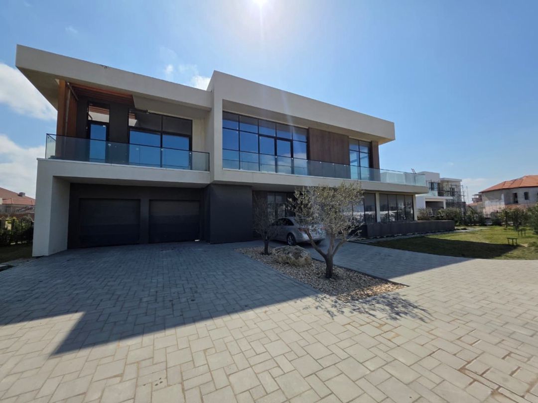 Satılır 8 otaqlı həyət evi/bağ evi 950 m² — Ev, villa, Bakı (5)