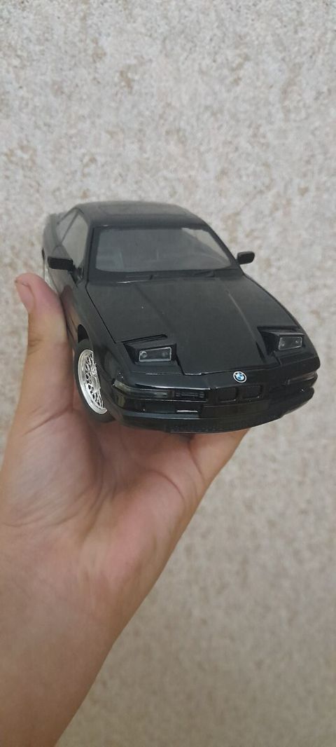 BMW 850csi 1:24 modeli — Bakı