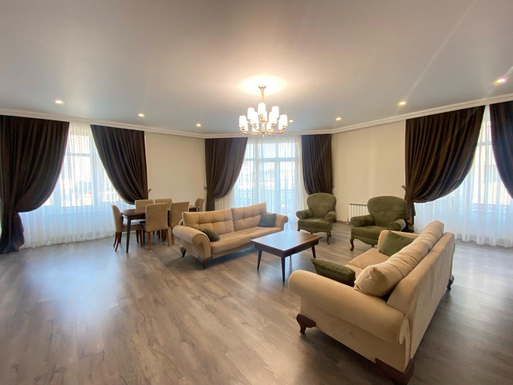İcarəyə verilir 4 otaqlı yeni tikili 190 m² — Mənzil, Bakı (5)