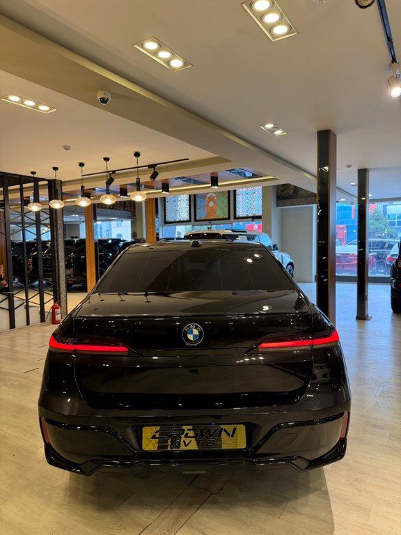 BMW i7 M70, 105.7 kWh, 2023 il, 13 000 km — Avtomobillər, Bakı (5)