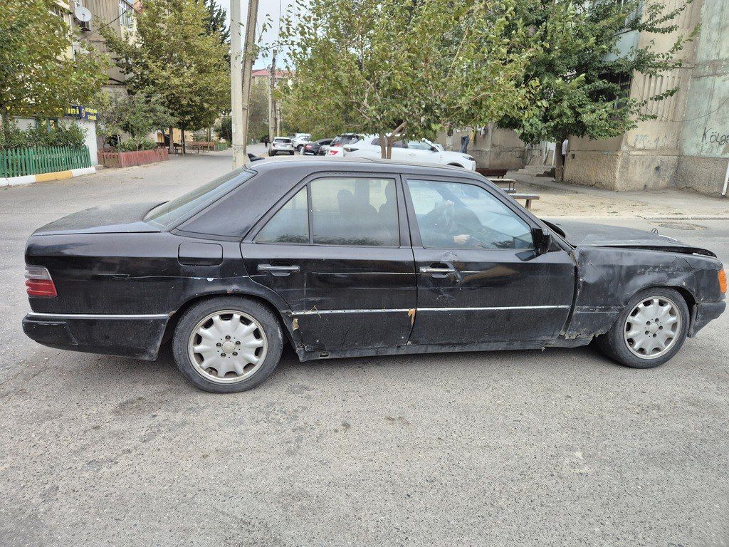 Mercedes 260 E 4MATIC, 2.6 L, 1988 il, 100 000 km — Avtomobillər, Sumqayıt (6)
