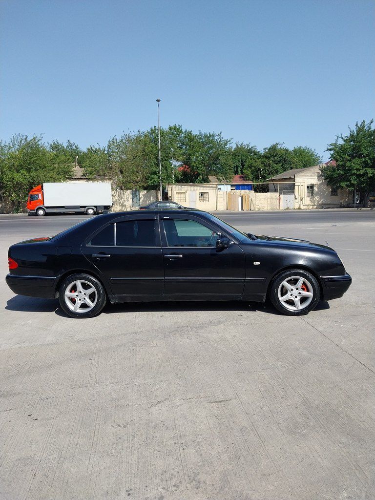 Mercedes E 200, 2.0 L, 1997 il, 410 000 km 77-GA-731 — Avtomobillər, Bakı (2)