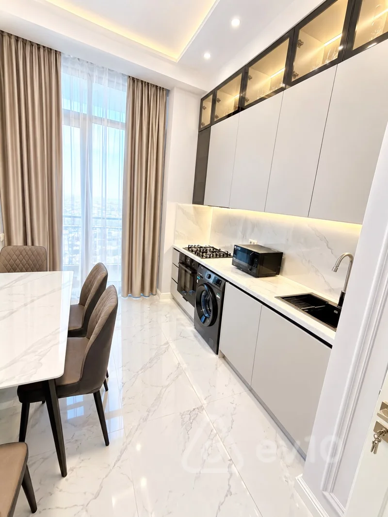 3 otaqlı mənzil, 86 m², Islam Abisov — kirayə — Mənzil, Bakı (4)