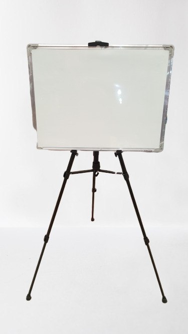 Lövhə üçün tripod — Məktəb və təhsil malları, Bakı (3)