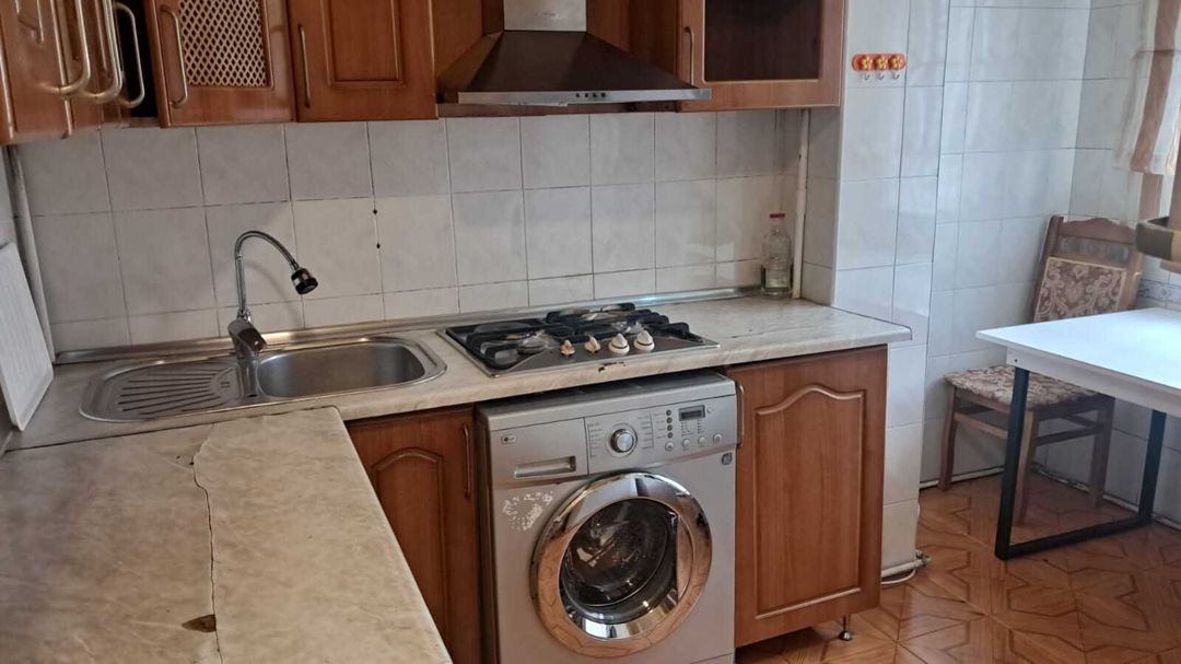 İcarəyə verilir 2 otaqlı köhnə tikili 65 m² — Mənzil, Bakı (2)