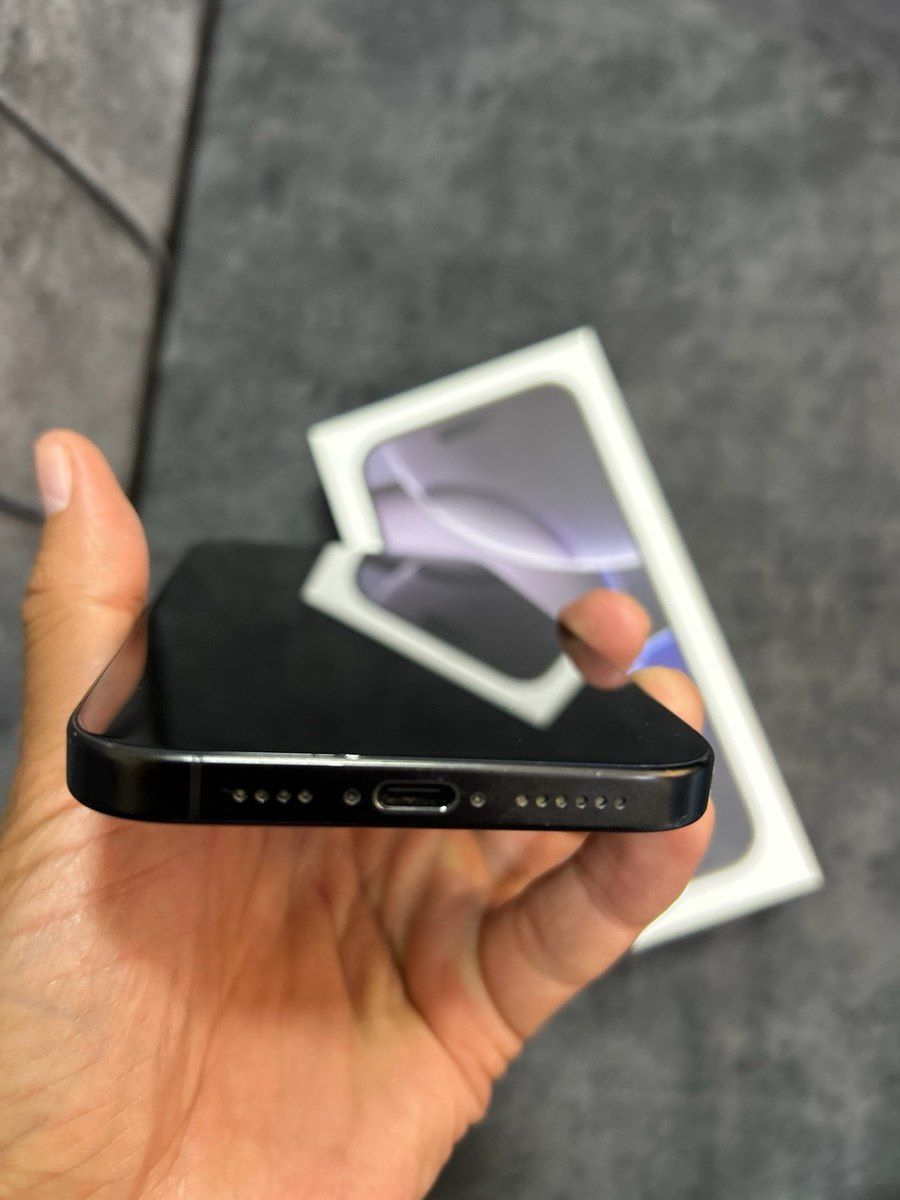 Apple iPhone 16 Pro Max Black Titanium 256GB/8GB — Smartfonlar, Bakı (3)