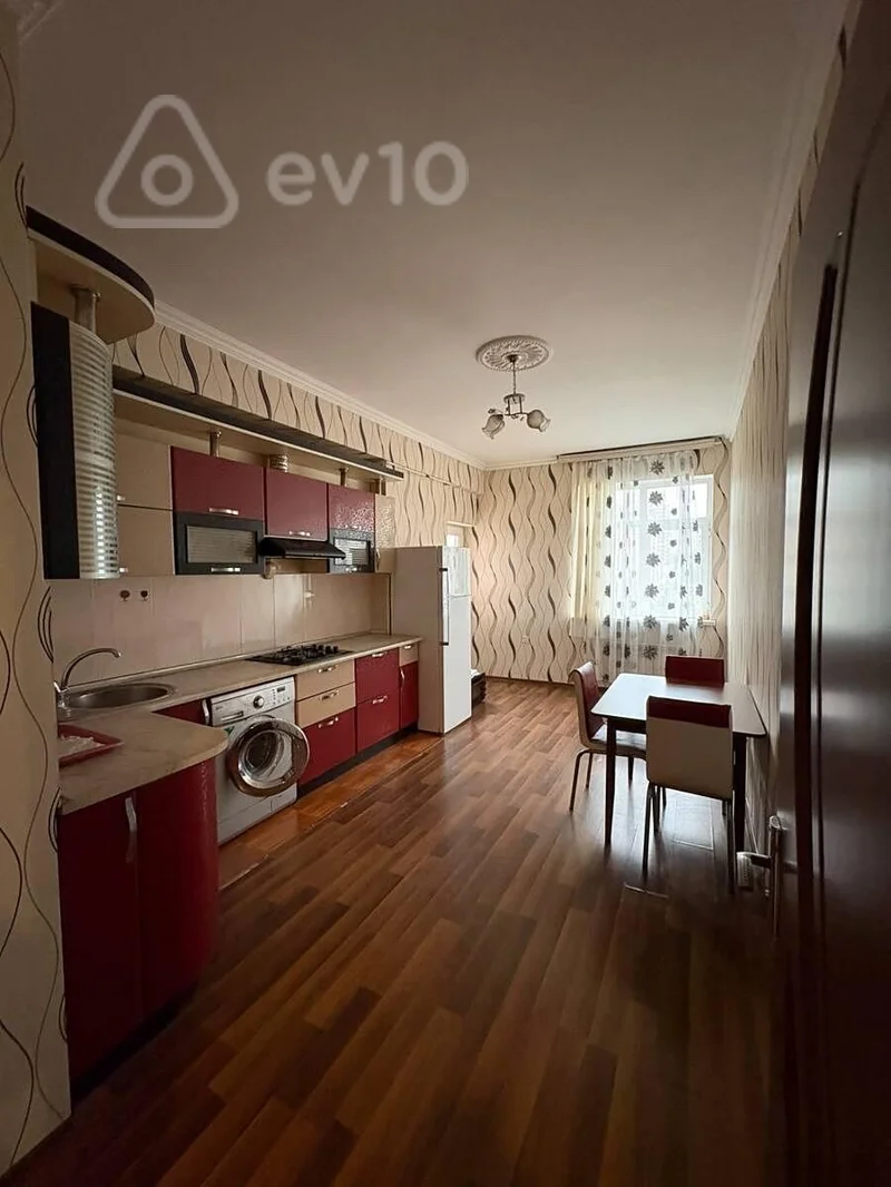 2 otaqlı mənzil, 106 m², Salatın Əsgərova — kirayə — Mənzil, Bakı (2)