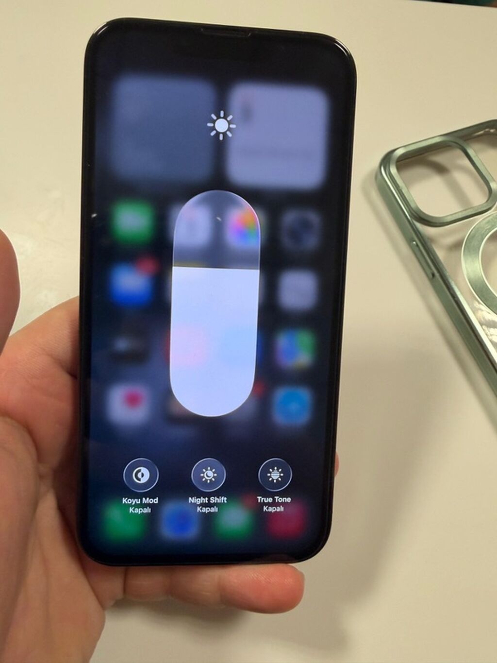 IPhone 15 Pro, Yaşıl, Simsiz şarj — Apple iPhone, Digah (8)