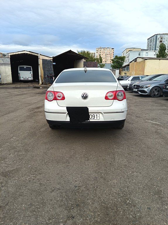 Volkswagen Passat, 2.0 L, 2010 il, 347 689 km — Avtomobillər, Bakı (2)