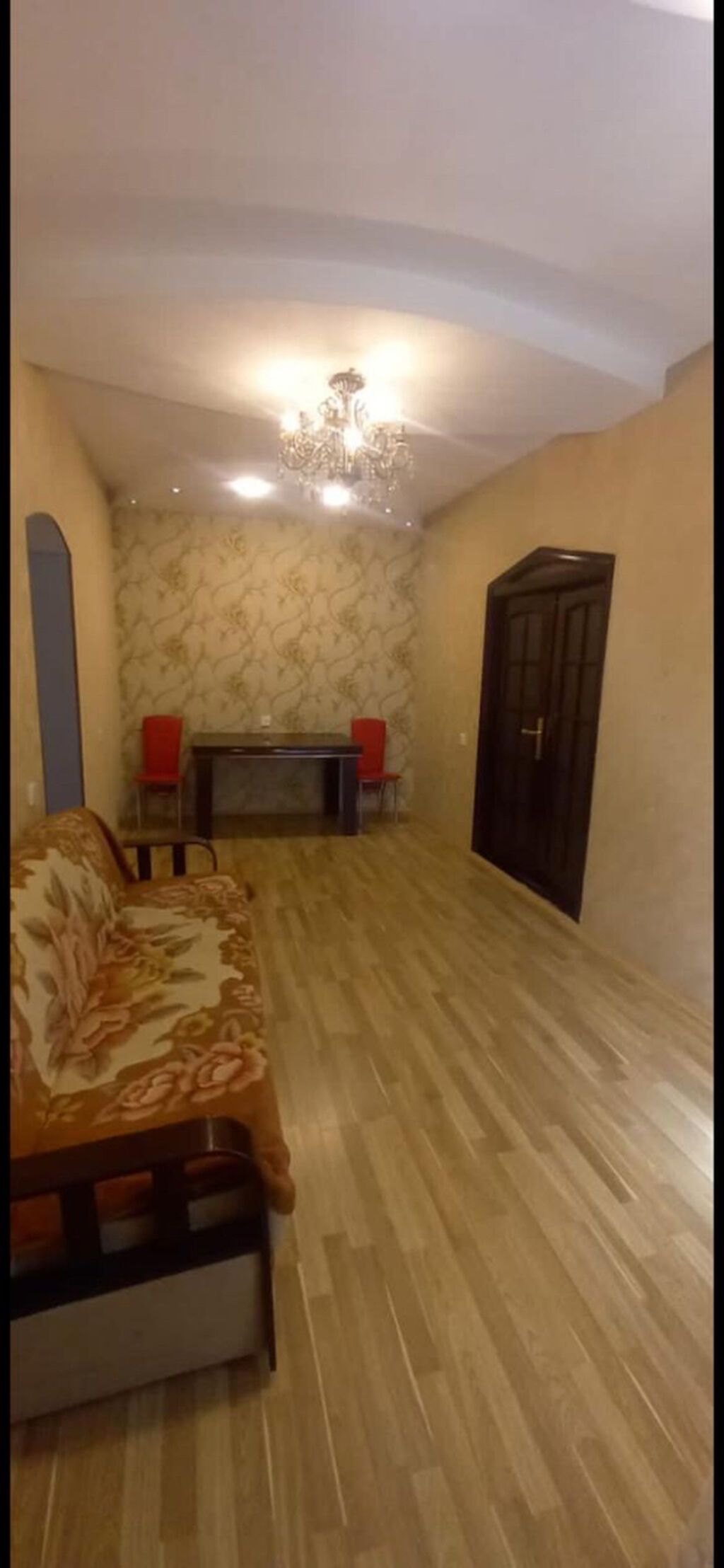 450 azn kirayə ev, Iki mertebedi 1 ci mertebesi verilir. Sebail 20 ci — Ev, villa, Bakı