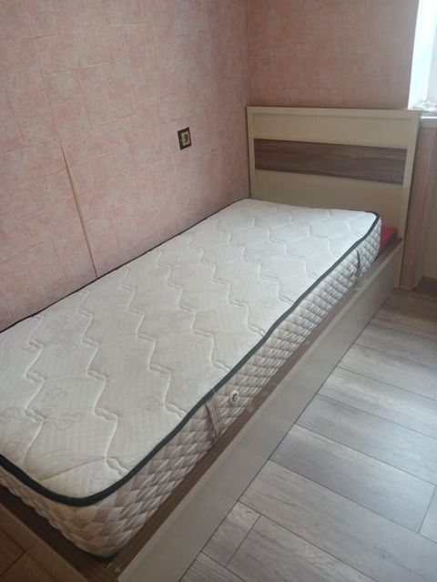 Carpayi ortopedik matrasla birlikde 150 azn satilir‼ unvan sulutepe — Qobu