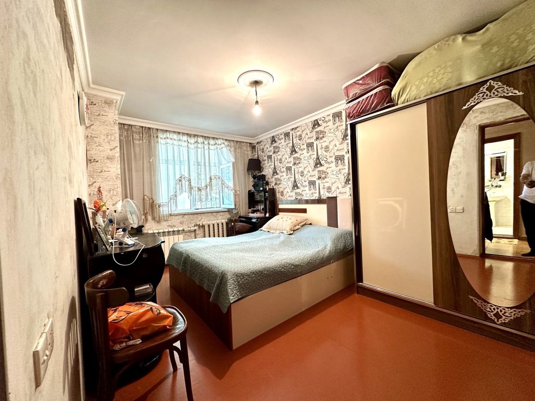 Satılır 4 otaqlı köhnə tikili 100 m² — Mənzil, Bakı (10)