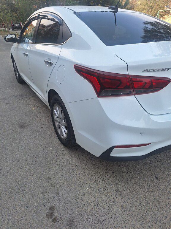 Hyundai Accent, 1.6 L, 2019 il, 172 220 km — Avtomobillər, Bakı (3)