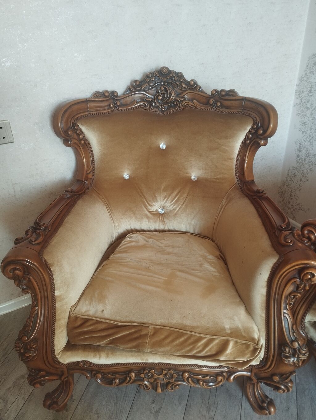 İşlənmiş, Klassik divan, Divan, Bazasız, Açılmayan — Yumşaq mobilya dəstləri, Bakı (3)