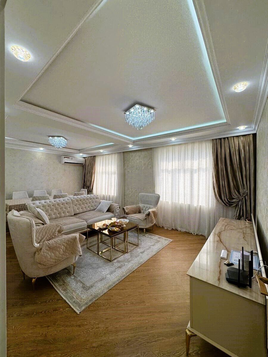 Satılır 5 otaqlı köhnə tikili 110 m² — Mənzil, Bakı