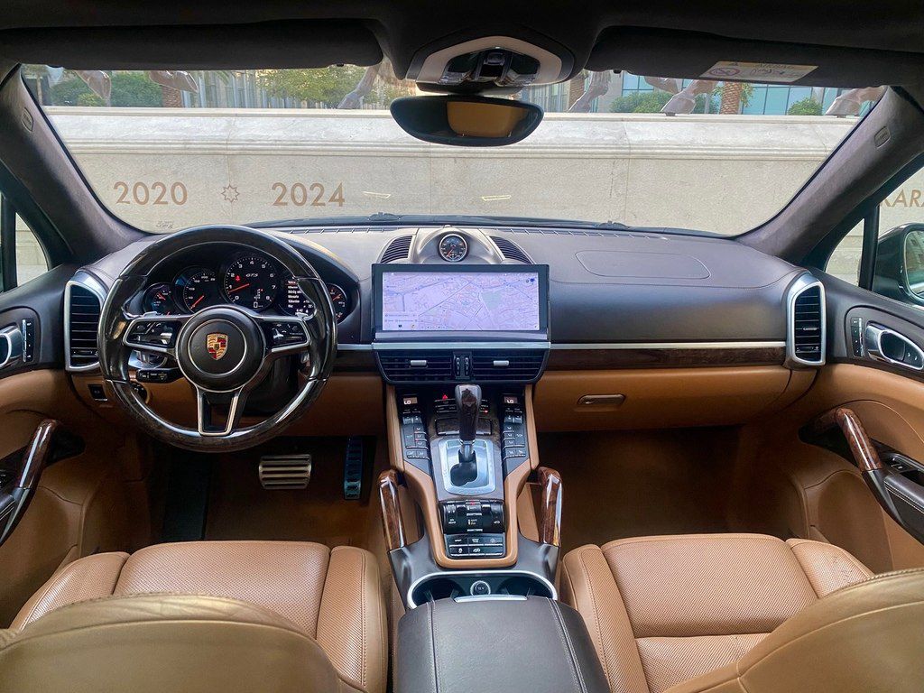 Porsche Cayenne GTS, 3.6 L, 2015 il, 99 000 km — Avtomobillər, Bakı (10)