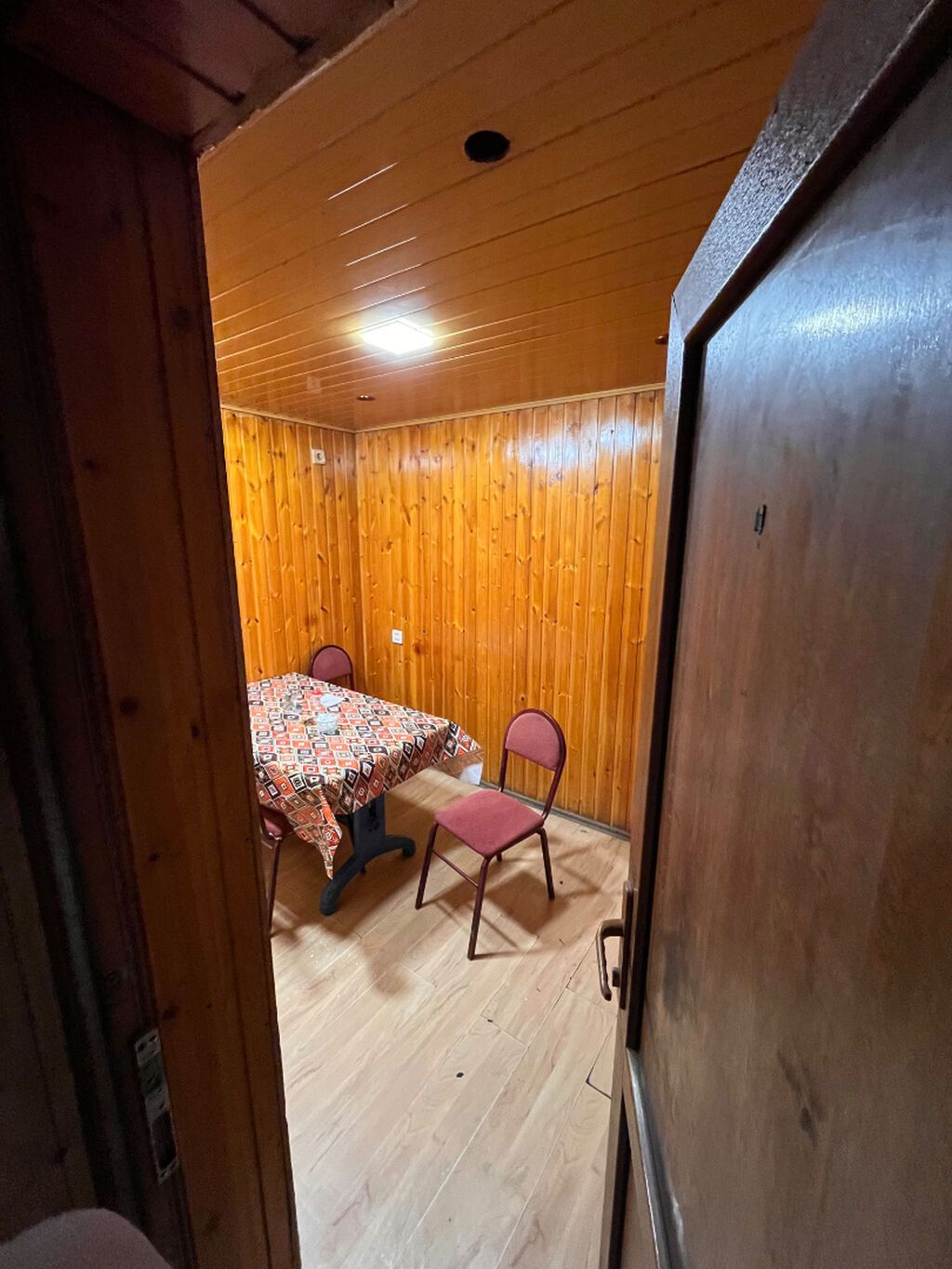Lökbatan qəsəbəsi Nizami küçəsi onuncu bölmənin yanında Mərkəzdə — Mənzil, Bakı (8)