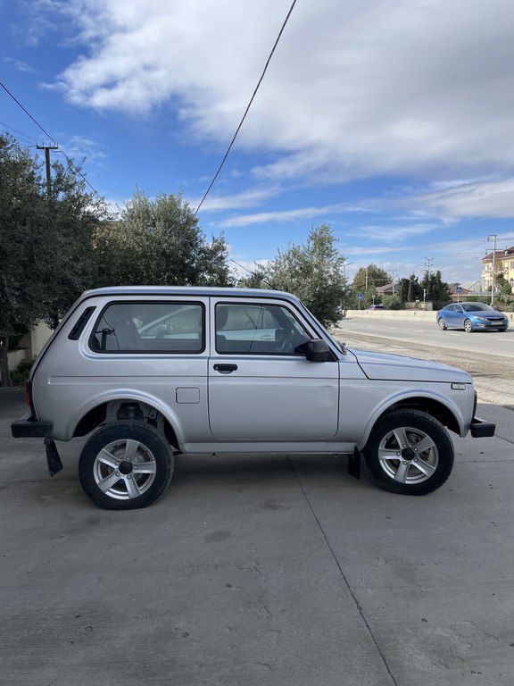 Lada (VAZ) Niva, 1.7 L, 2025 il, 32 000 km 01-AG-889 — Avtomobillər, Bakı (5)