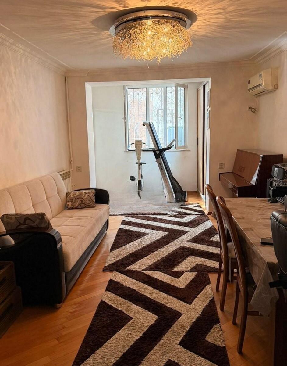 Satılır 2 otaqlı köhnə tikili 45 m² — Mənzil, Bakı (2)