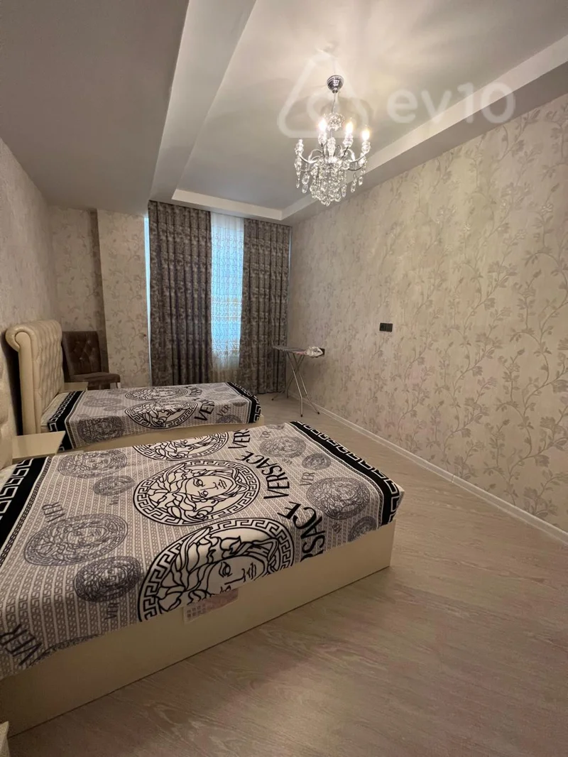 3 otaqlı mənzil, 150 m², Ceyhun Hacıbəyli — kirayə — Mənzil, Bakı (7)
