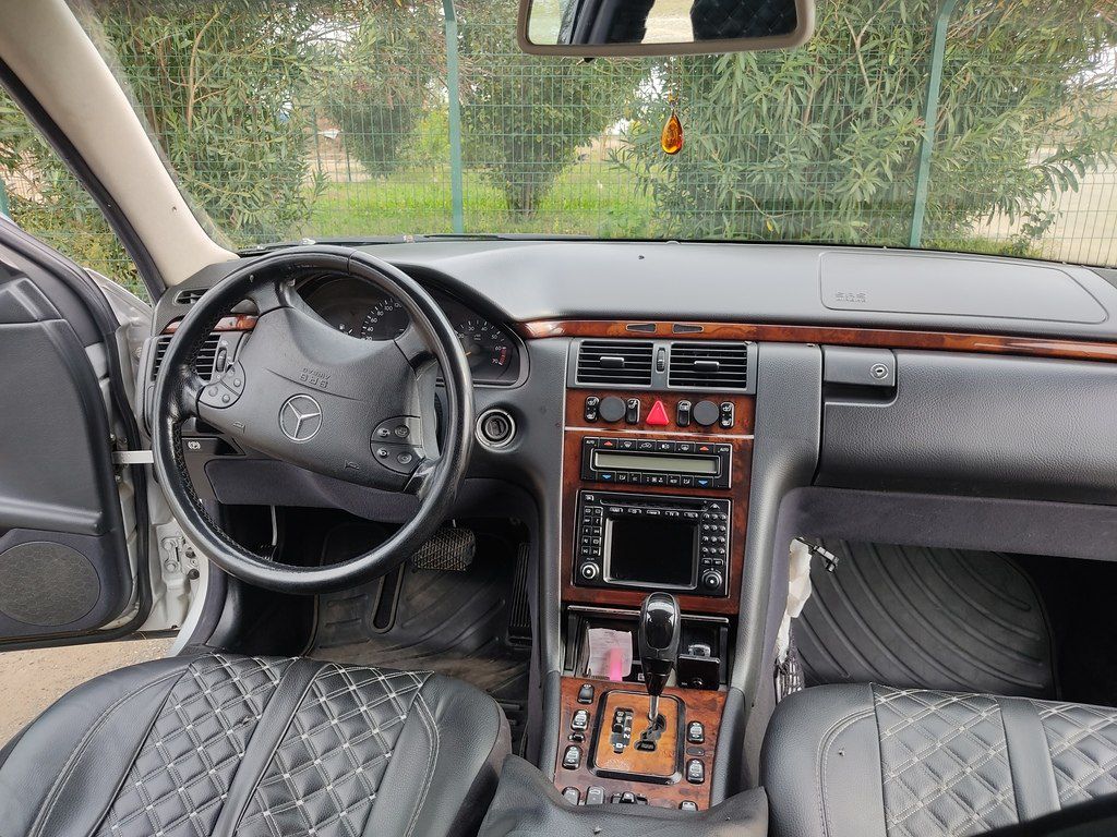 Mercedes E 320, 3.2 L, 2000 il, 303 000 km — Avtomobillər, Ağcabədi (10)