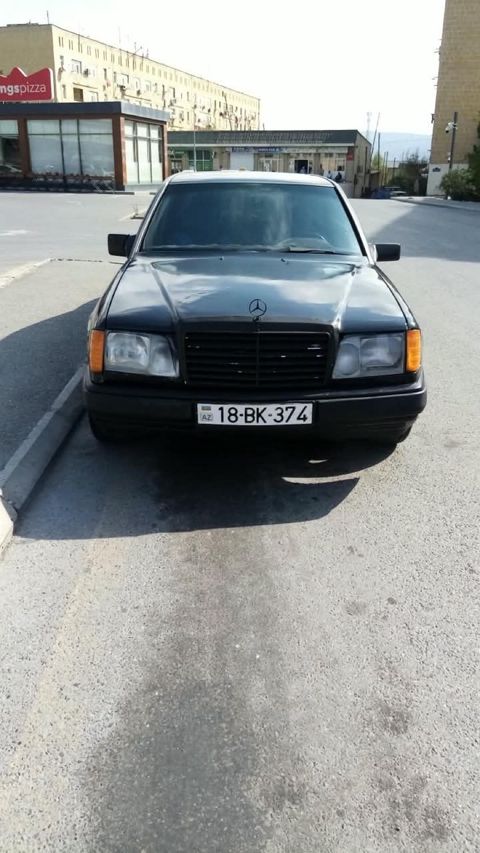 Mercedes E 200, 1993 il — Bakı
