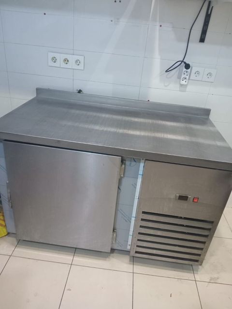 *Seva Xirdalan* Dəzgah soyuducu satilir. Ölçü 130*70 1 qapilidir — Bakı