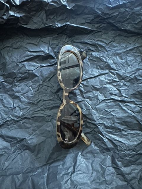Le Specs gün eynəyi - Model: Oval formalı çərçivə - Brend: Le Specs — Bakı