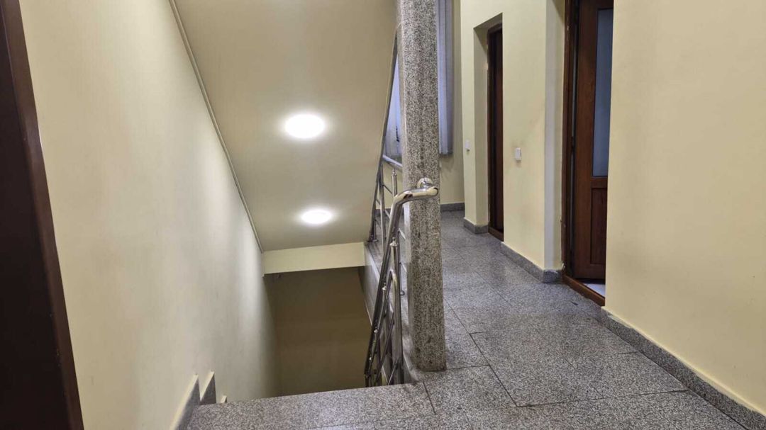 İcarəyə verilir 3 otaqlı ofis 130 m² — Ofis, Bakı (8)
