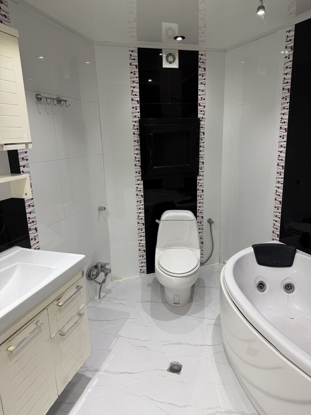 Satılır 3 otaqlı yeni tikili 145 m² — Mənzil, Bakı (11)