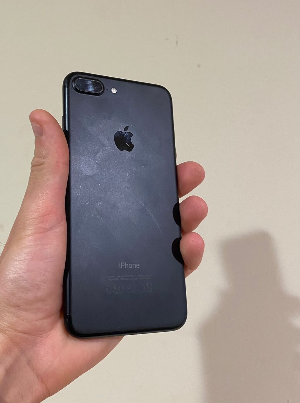 IPhone 7 Plus, Qara, Barmaq izi — Apple iPhone, Digah (2)