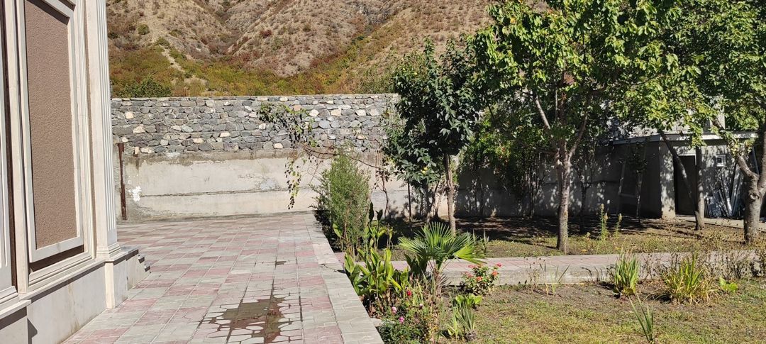 Satılır 10 otaqlı həyət evi/bağ evi 300 m² — Ev, villa, Şəki (4)