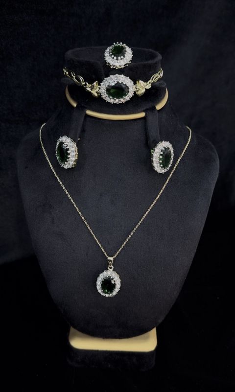 Bijuteriya dəsti Xuping Jewellery, Kulonlu zəncir və sırğa və üzük, Qadınlar üçün, Qızılı, Paslanmayan polad — Bakı